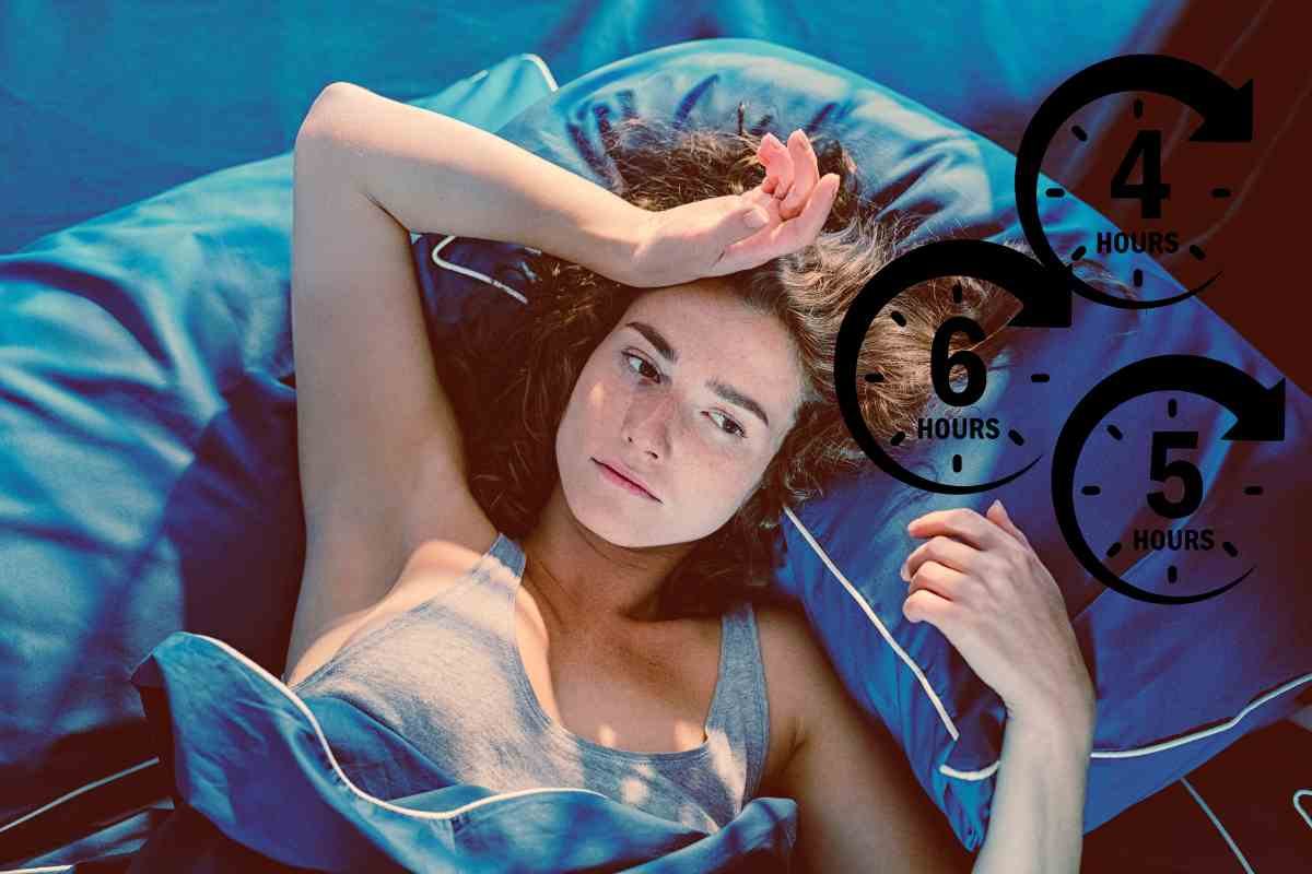 Donna sveglia nel letto