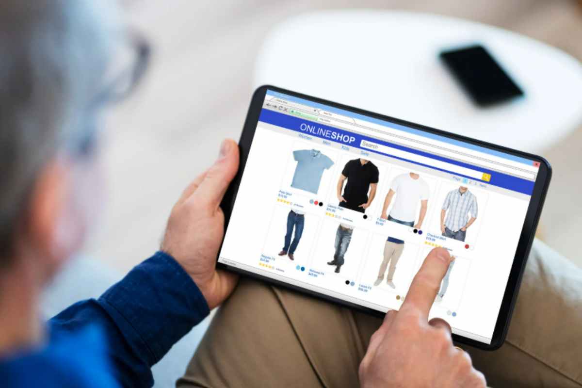acquisto online vestiti