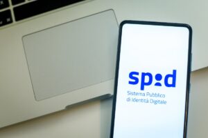 Smartphone, sfondo con logo SPID