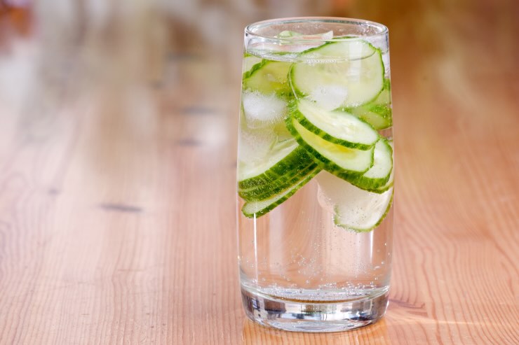 acqua con cetrioli